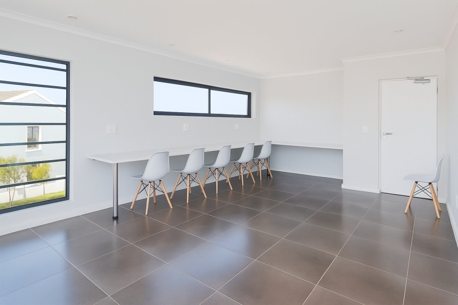 2 Bedroom Property for Sale in Burgundy Estate Western Cape